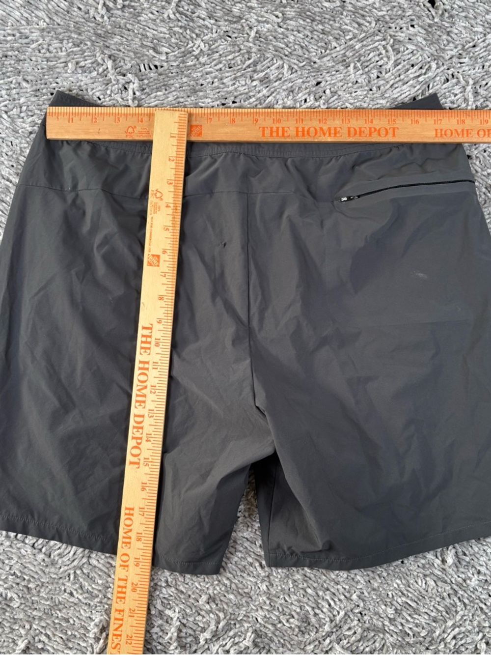 On Running Performance Hybrid Shorts Mens Large Black Activewear FLAWS - Picture 9 of 11